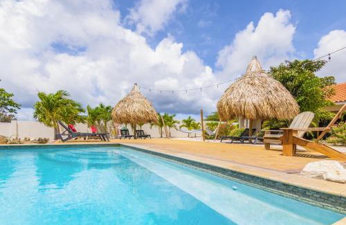 Julianadorp Cabin | ABC Lodges Curacao