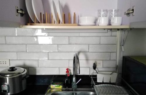 Poblacion District Apartment | Abreeza place T1-1702