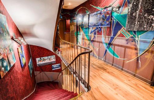 Quartier de la Folie-Mericourt Hotel | Absolute Hotel Paris République