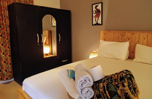Kokrobite Resort | African Treasure Beach Resort