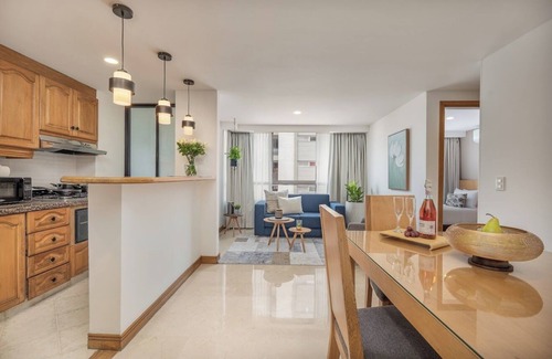 La Aguacatala Apartment | Alcázar de Oviedo By EE Hotels