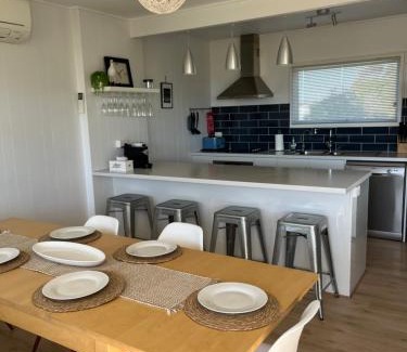 Aldinga Beach House | Aldinga Beach Break - C21 SouthCoast Holidays