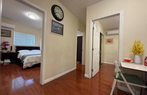 Alhambra House | Alhambra精品套房独立卫浴