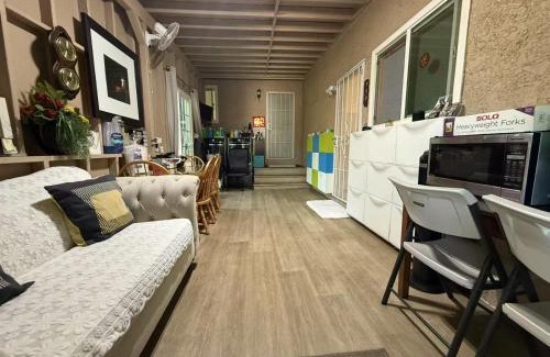 Alhambra House | Alhambra精品套房独立卫浴