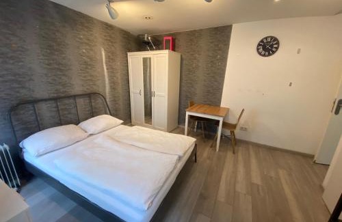 Dusseldorf Old Town Apartment | Altstadt Düsseldorf 1