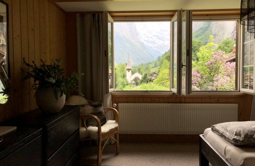 Lauterbrunnen Ski Chalet | Amazing Views, Charm and Comfort