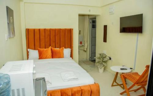 Nanyuki Apartment | Amber Studio with Netflix and WI-FI