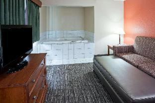 Alexandria Hotel | AmericInn by Wyndham Alexandria