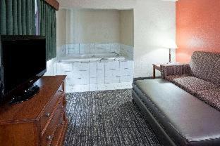 Alexandria Hotel | AmericInn by Wyndham Alexandria