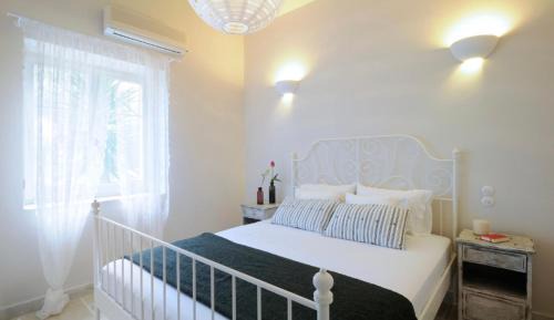 Gaios House | Anelina Paxos Residences (Elinas House)