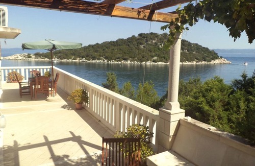 Zaklopatica Apartment | Apartment Milan (103801-A6) - Zaklopatica - island Lastovo
