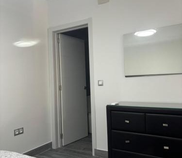 Los Tilos Apartment | Apartamento 6 a 3 min caminando de la Estación de Bus y Tren María Zambrano 6