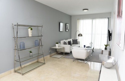 Marbella Apartment | Apartamento en YOO Vista al mar en Avenida Balboa