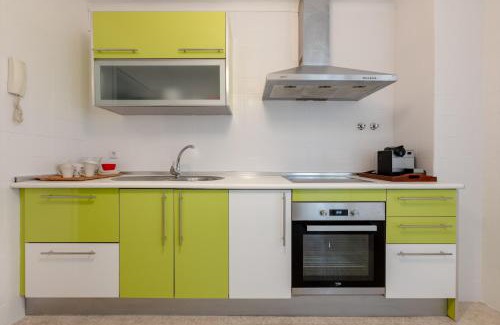 San Pedro de Alcantara Apartment | Apartamento espacioso San Pedro de Alcántara