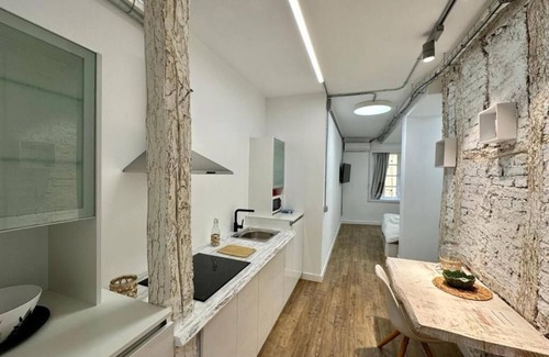 Old Town Hotel | Apartamentos Carolina by gaiarooms