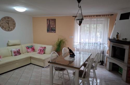 Kubed Apartment | Apartma Qbed