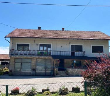 Drvar Apartment | Apartman Lavanda