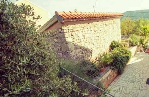 Grizane Apartment | Apartman Sous les rochers