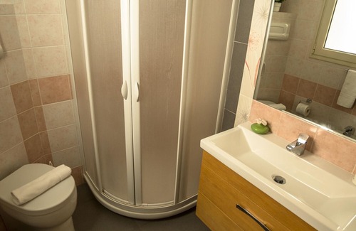 Marina di Ragusa Apartment | Apartment 'Appartamento Salgari Ponente' with Sea View, Wi-Fi and Air Conditioning