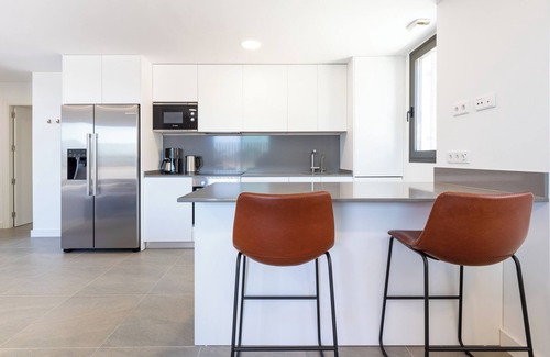 Torre del Mar Apartment | Apartment 'Beachfront 034' with Sea View, Wi-Fi and Air Conditioning