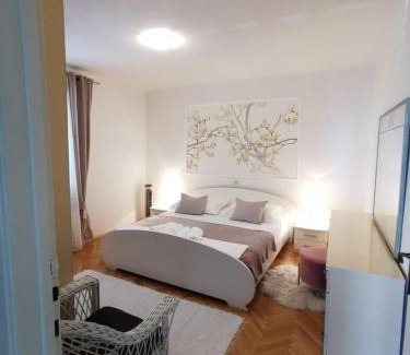 Bili brig Apartment | Apartment & bedroom D&M2