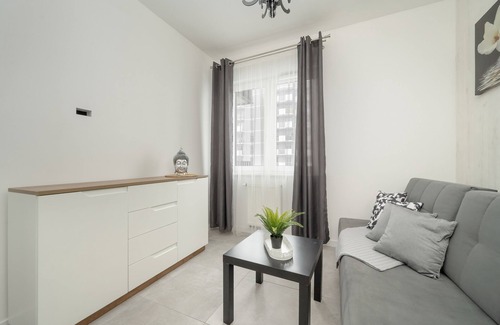 Psie Pole Apartment | Apartment Close to the River by Renters