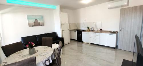 Bili brig Apartment | Apartment Dolores
