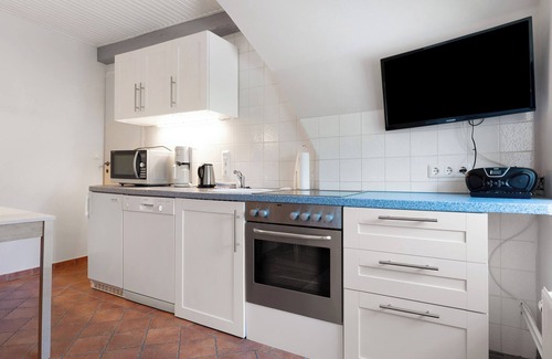 Emmelsbull Apartment | Apartment 'Mövennest' with Shared Terrace, Shared Garden and Wi-Fi