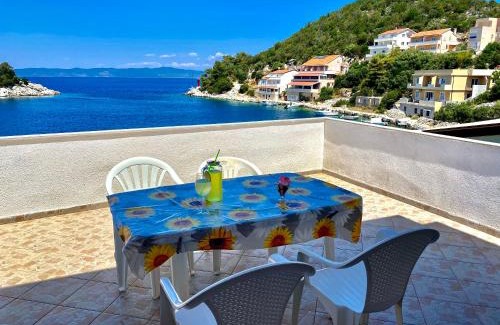 Zaklopatica Apartment | Apartment Marina