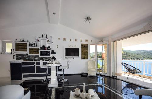 Povlja Apartment | Apartment OM