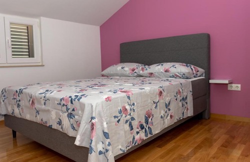 Kastel Stari Apartment | Apartment Plazonić