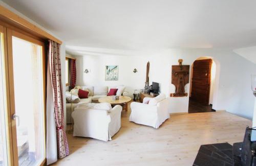 Samedan Apartment | Apartment Tauschna mit Privat-Pool