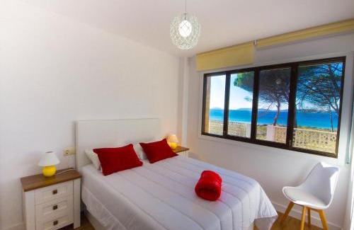 Montalvo Apartment | Apartment with Ocean Terrace