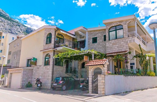 Bidol Apartment | Apartments and rooms Palmina, (15293), Makarska, hr