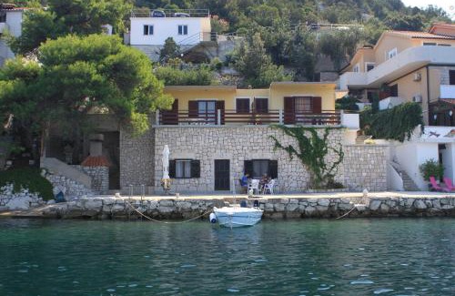 Zaklopatica Apartment | Apartments by the sea Zaklopatica, Lastovo - 8347