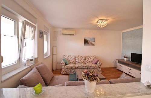 Jadreski Apartment | Apartments in Croatia