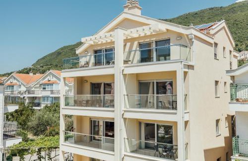 Denovici Apartment | Apartments Villa Swissmonte