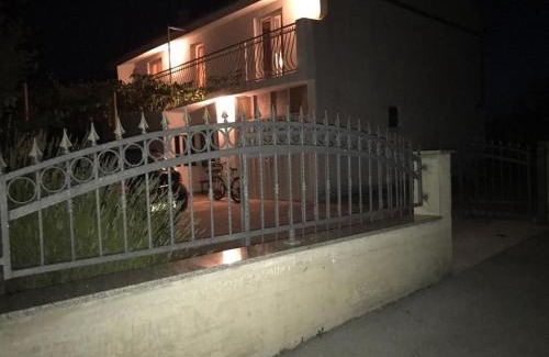 Sestanovac Apartment | Apartments with parking space Katuni, Zagora - 18344