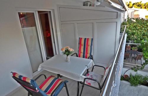 Baska Voda Apartment | Apartments with parking space Baska Voda, Makarska - 16517