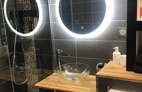 Fontaine Lestang-Bagatelle-Papus-Tabar-Bordelongue Apartment | Apparemment Proche Métro et Commerces