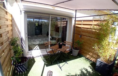 Brignais Apartment | Appart'hôtel Le Clos Lassagne à Brignais - Lyon Sud