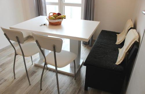 Rosapineta Apartment | Appartamento Dino