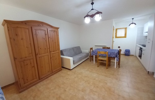Pievepelago Apartment | 🏡🌳🏡🌳appartamento con giardino, ingresso indipendente e caminetto