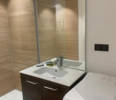 Valescure Apartment | Appartement Coté jardin - Wifi