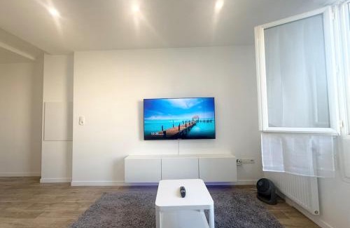 Corbeil-Essonnes Apartment | Appartement deux pièces refait à neuf parking et wifi