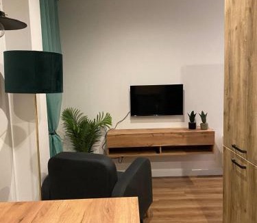 La Celle-sous-Gouzon Apartment | Appartement coquet au coeur de Vichy