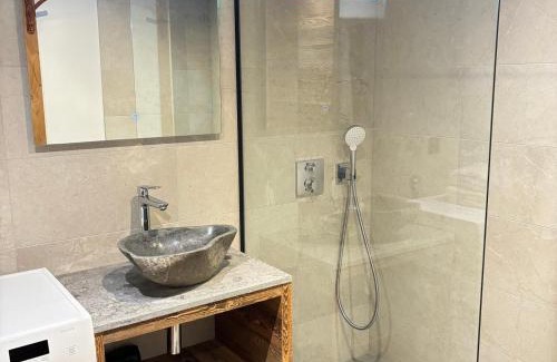 Les Gets Apartment | Appartement Neuf 3 Ch. Proche Pistes avec Terrasse, Wifi et Garage - Les Gets - FR-1-623-356