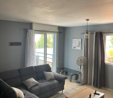 Sainte-Clotilde Apartment | Appartement t3 rdc