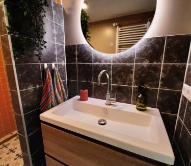 Amsterdam North House | Appartement Voorhuis en chalet Klein Waterland