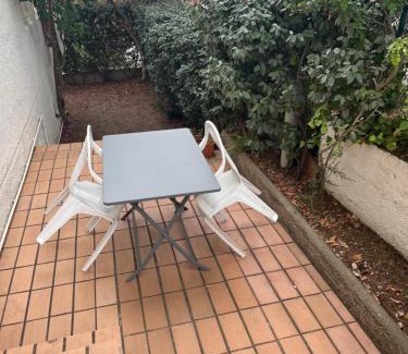 Llanca Apartment | Appartement vue mer 5 minutes à pied de la plage - Draps et serviettes non fournis
